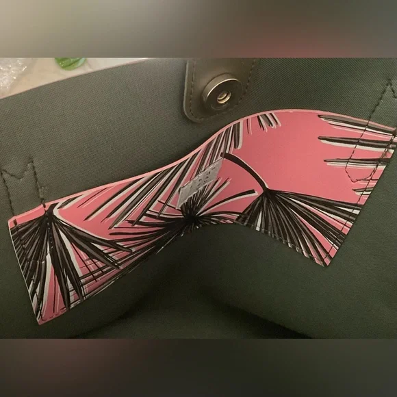 A New Day Palms Faux Tote Beach Bag - Picture 5 of 10